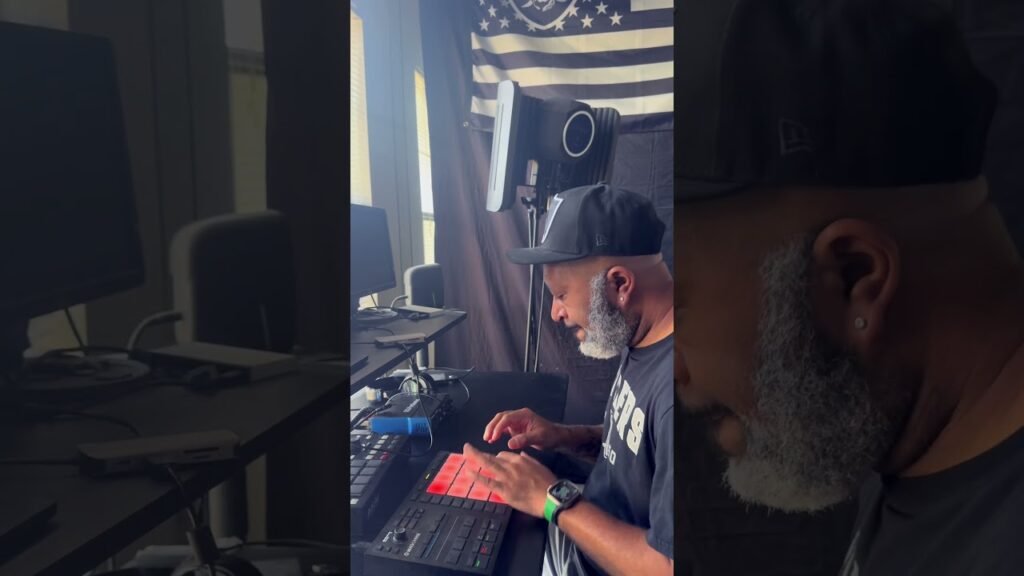 Making a West Coast Beat on Maschine Mikro with the Marble Rims expansion #beatmaking #maschine