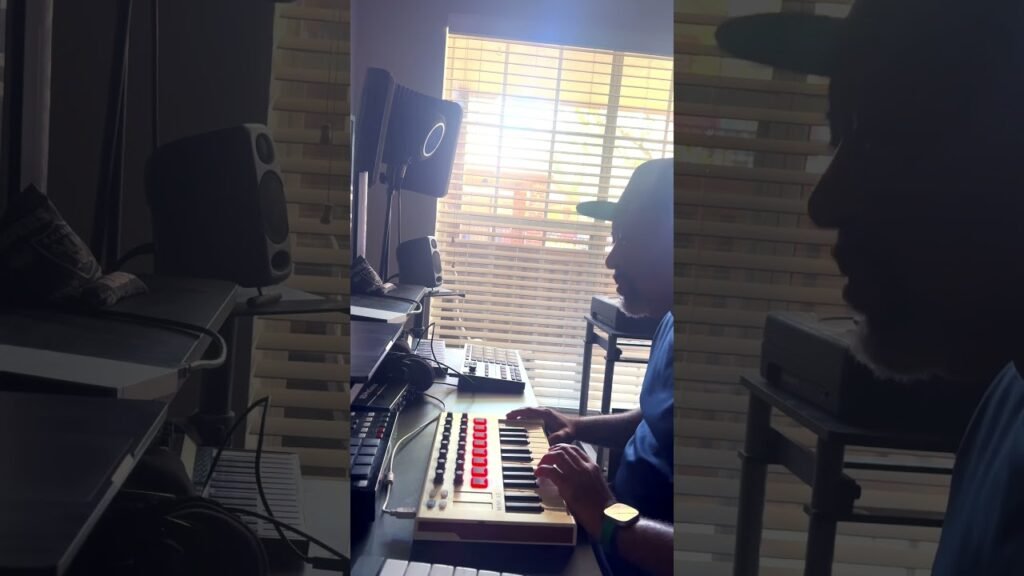 Making a chill down south beat in Logic Pro using the Player VST #logicprox #beatmaking