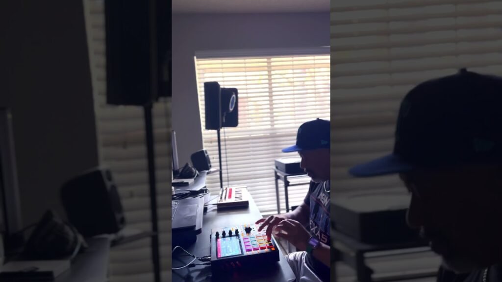 Making a Lofi Jazz beat on MPC One with the Neo Sunset MPC expansion #mpcone #lofibeats #beatmaking