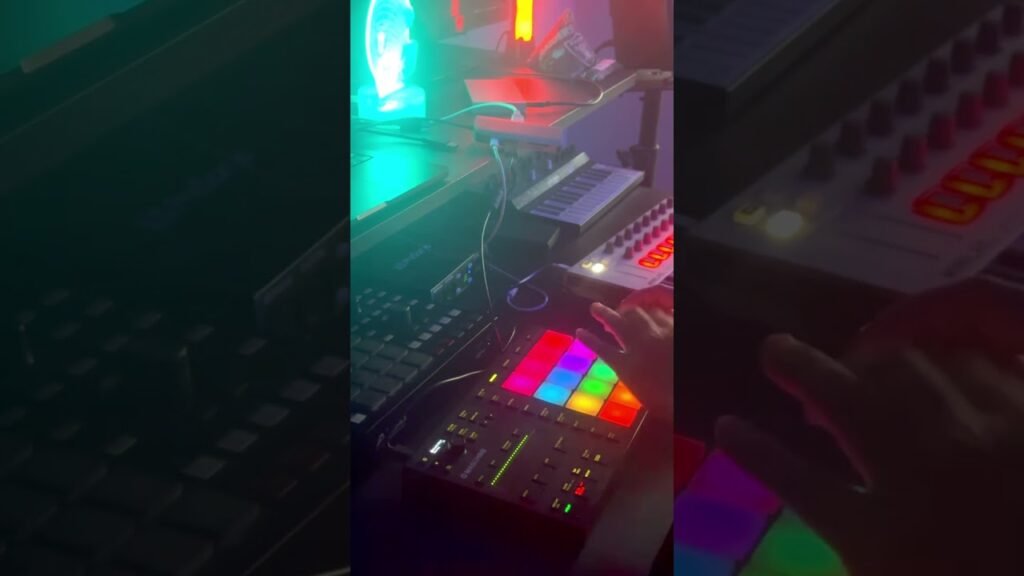 Making a west coast beat on Maschine Mikro #beatmaker #maschine #beatstars