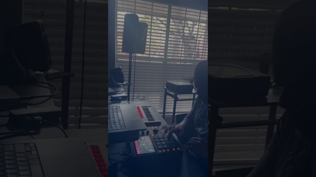 Boom Bap beatmaking on MPC One #boombaprapbeat #mpcone #beatsforrappers