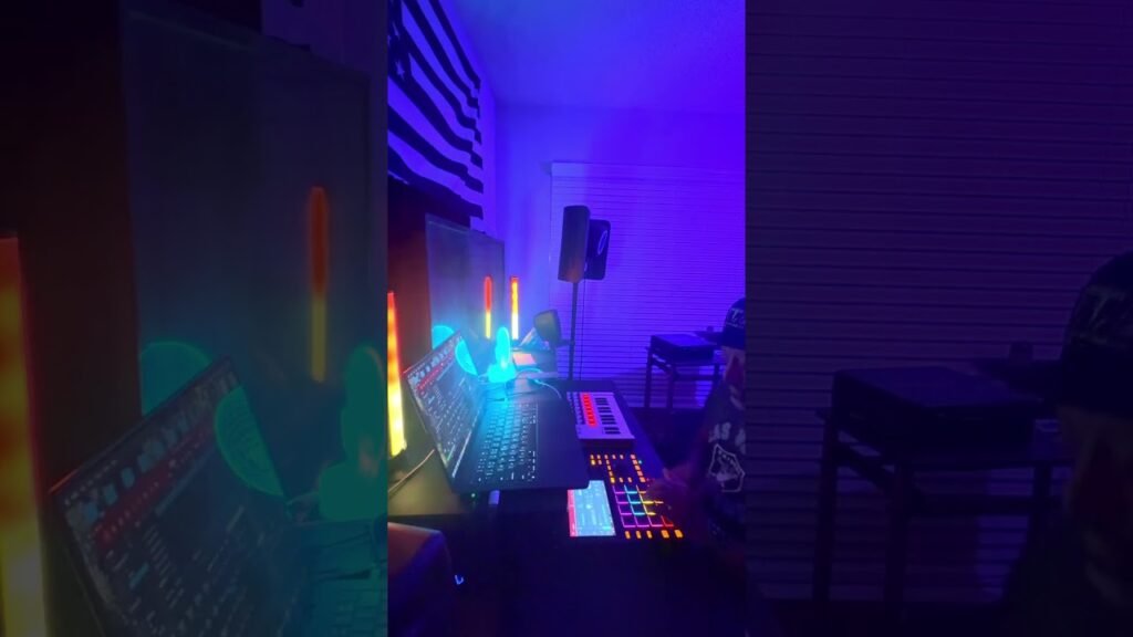 Making a chill lofi beat on MPC One with the Neo Sunset expansion #lofibeats #mpcone #beatmaking