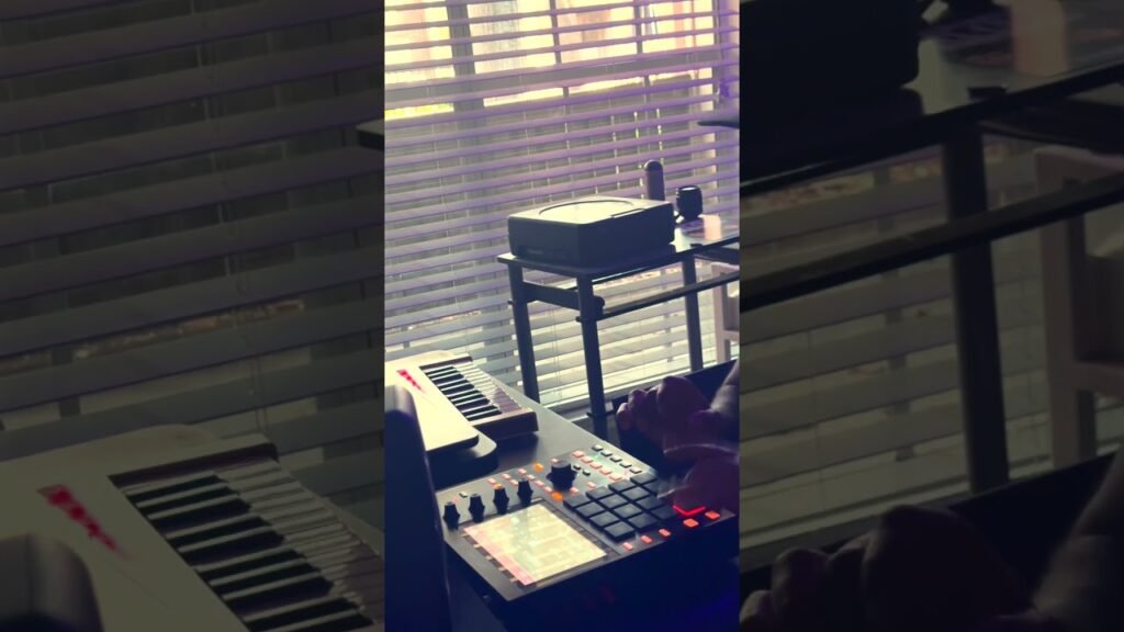 Boom Bap Jazz beatmaking on MPC One #beatmaking #boombaptypebeat #mpcone