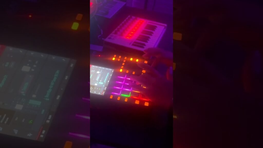 Beatober 2025 Day 7: Boom Bap beatmaking with the Bap Essentials Vol. 1 MPC expansion #boombap