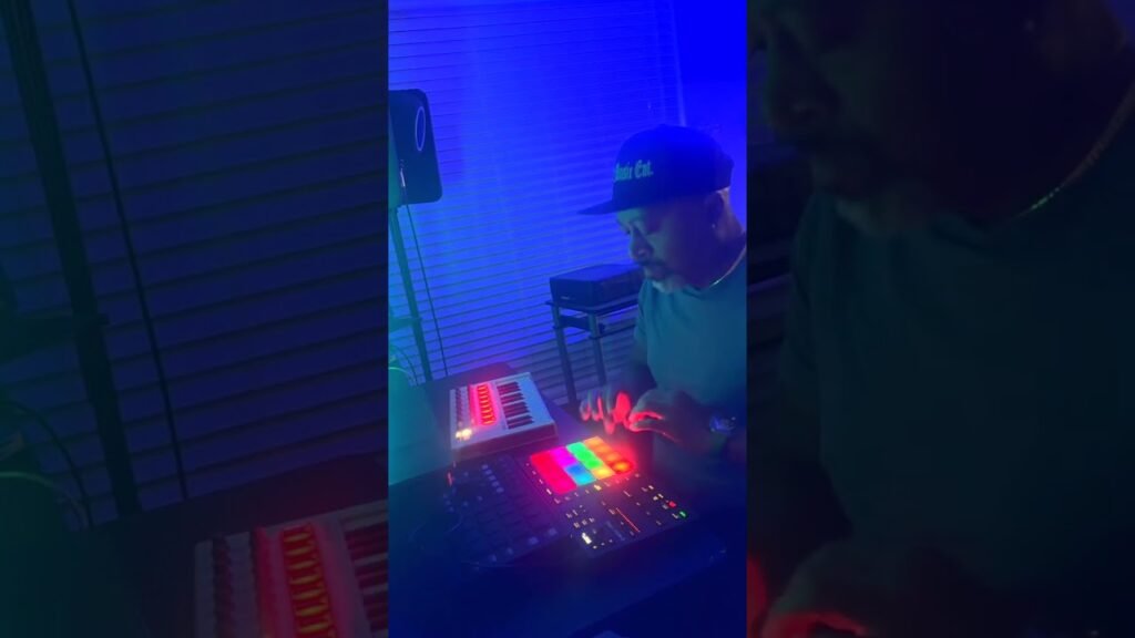 Beatober 2025 Day 10 a lofi hip hop beat with the Midnight Drift Maschine expansion #lofibeats